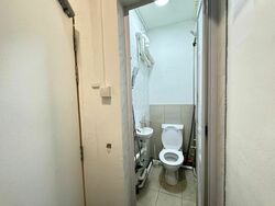Toa Payoh Central (D12), Shop House #581694311